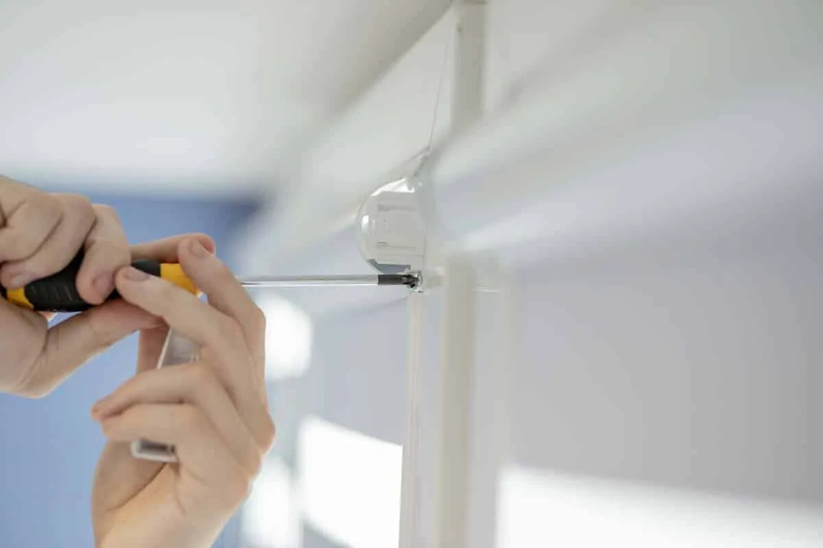 servicio-de-instalacion.de.cortinas-y-persianas-decored