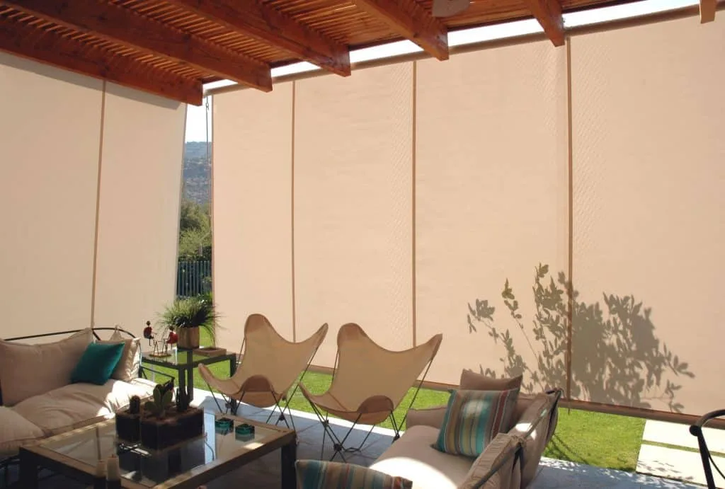 Cortina Vertical Tela Traslucida Decored. Ideales para espacios comunes donde requieras luz y privacidad